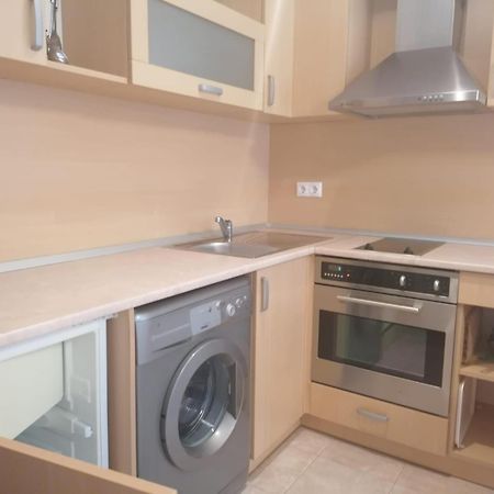 Spacious Fully Furnished Studio In Kavarna Apart Hotel מראה חיצוני תמונה