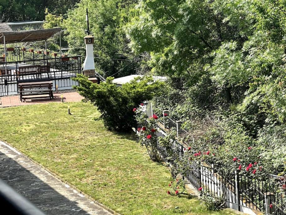 Spacious Fully Furnished Studio In Kavarna Apart Hotel מראה חיצוני תמונה